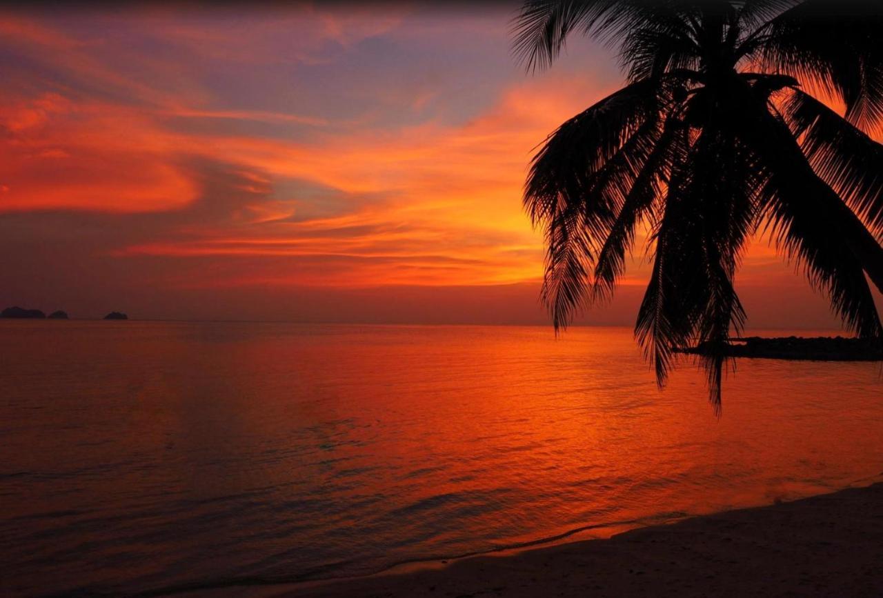 Sibaja Palms Sunset Beach Luxury Villa Taling Ngam  Exterior photo